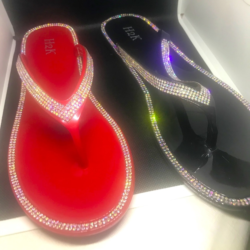 Glam sandals with Rhinestones